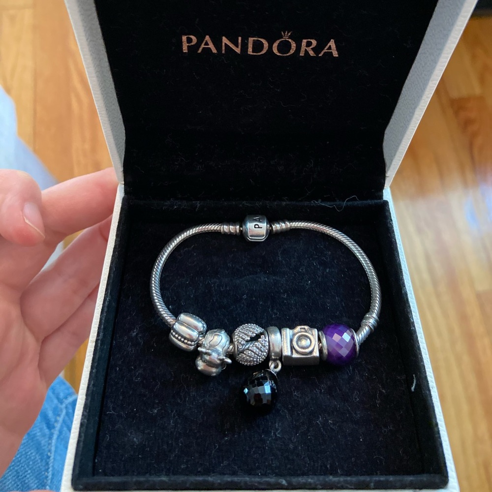 PANDORA bracelet with 6 charms